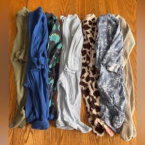 25 Baby Onesies in size 3-6m/6m